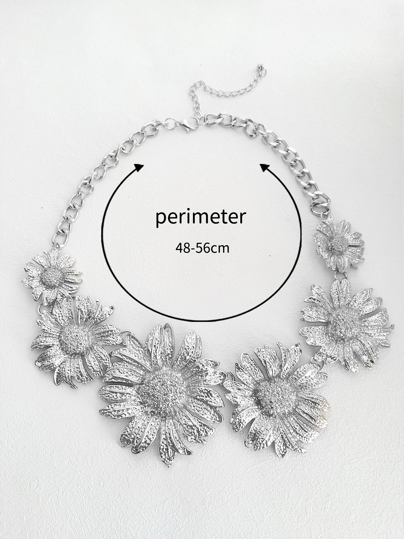 Elegant Exaggerated Daisy Alloy Plating Women's Necklace display picture 6