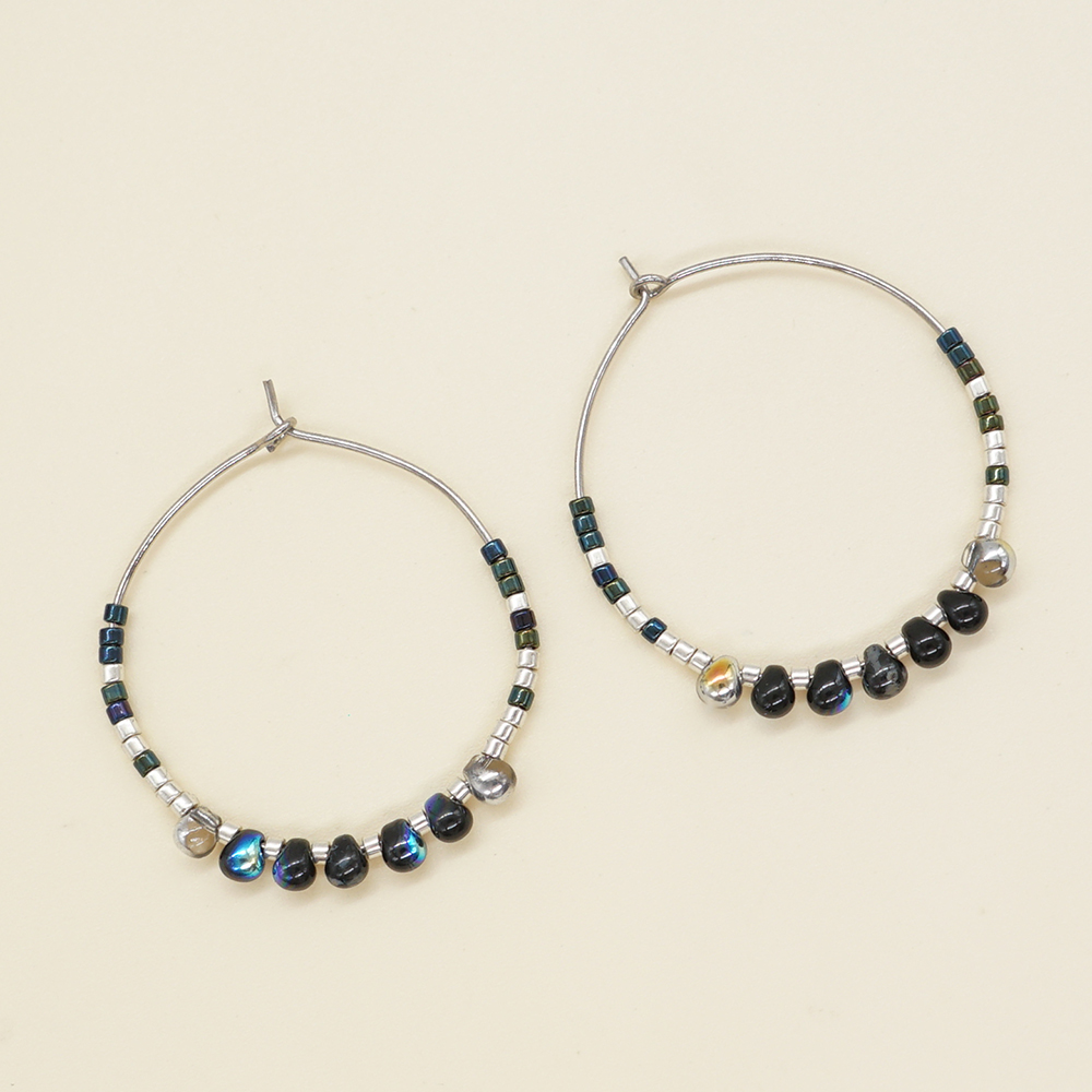 Vacation Round Glass Beaded Women's Hoop Earrings display picture 6