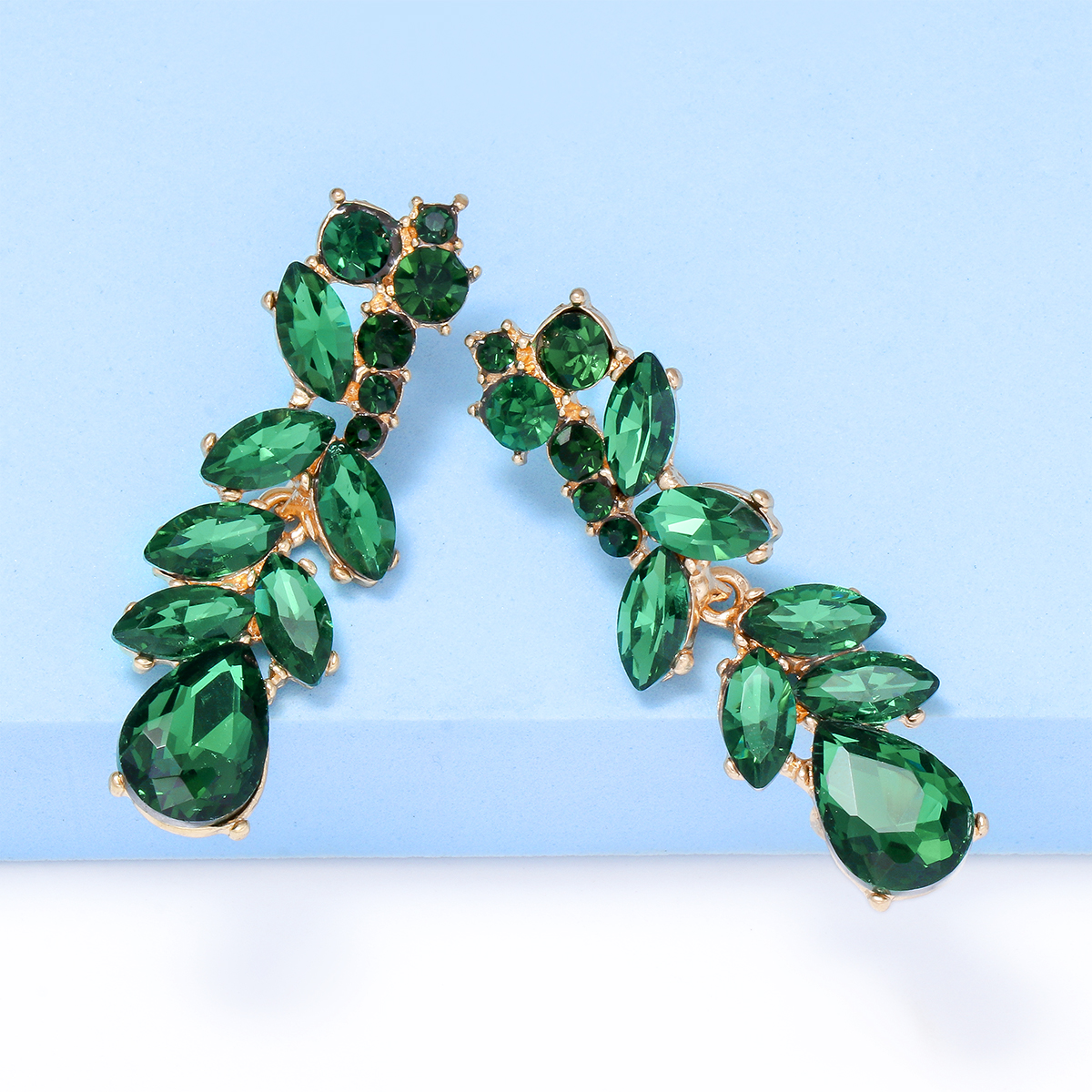 Luxurious Lady Streetwear Leaf Alloy Inlay Glass Stone Women's Drop Earrings display picture 14