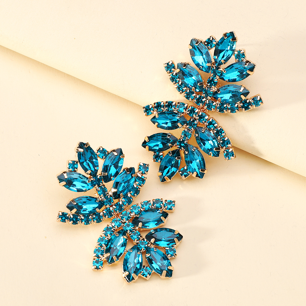 Glam French Style Beach Maple Leaf Copper Alloy Inlay Artificial Gemstones Women's Drop Earrings display picture 11
