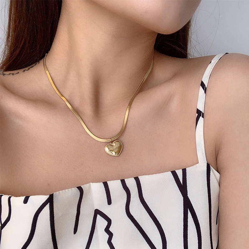 Edelstahl 304 18 Karat Vergoldet Retro Einfacher Stil Überzug Herzform Halskette Mit Anhänger display picture 4