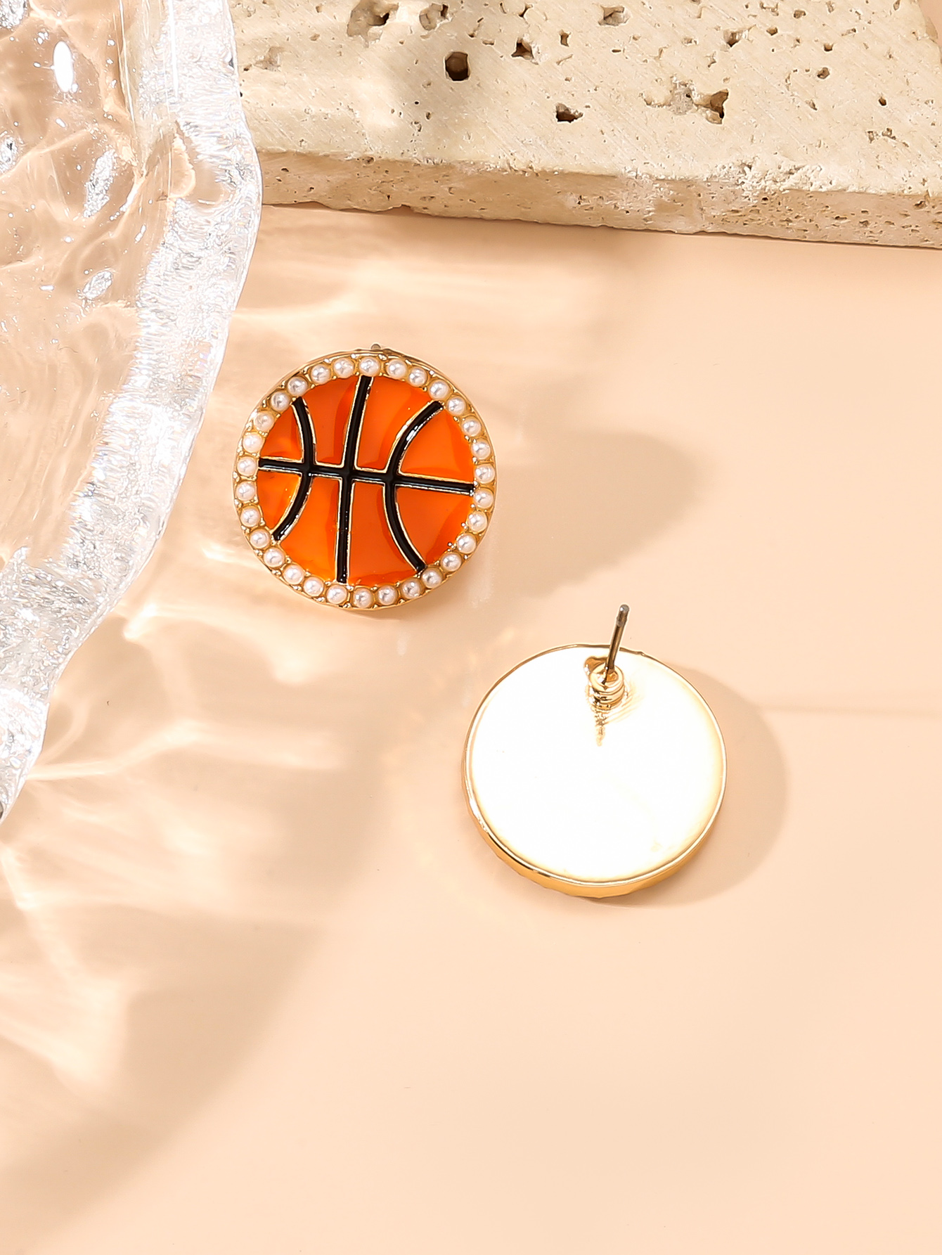 1 Pair Casual Preppy Style Basketball Enamel Plating Inlay Alloy Pearl Ear Studs display picture 2