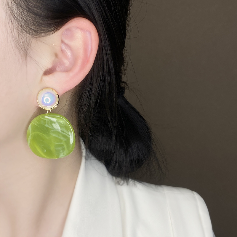 Décontractée Style Coréen Cercle Alliage Incruster Perles Artificielles Femmes Boucles D'oreilles display picture 2