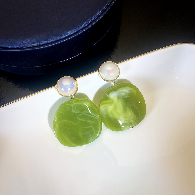 Décontractée Style Coréen Cercle Alliage Incruster Perles Artificielles Femmes Boucles D'oreilles display picture 4