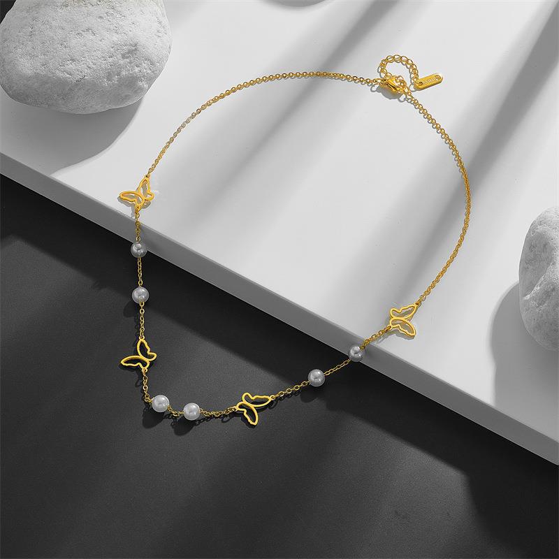 Vintage Style Simple Style Star Butterfly Stainless Steel Pearl Plating Hollow Out 18k Gold Plated Necklace display picture 6