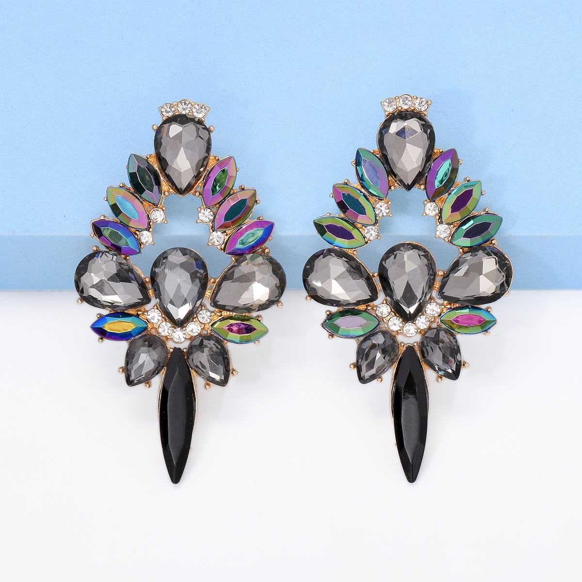 Glam Shiny Water Droplets Alloy Inlay Glass Stone Women's Ear Studs display picture 17