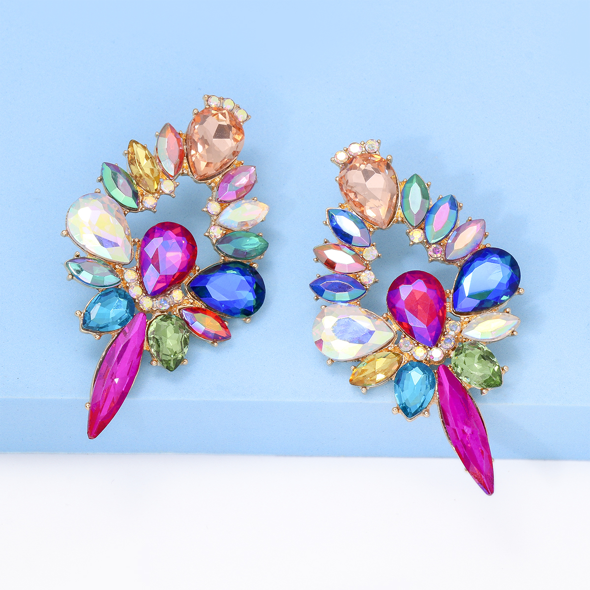 Glam Shiny Water Droplets Alloy Inlay Glass Stone Women's Ear Studs display picture 18