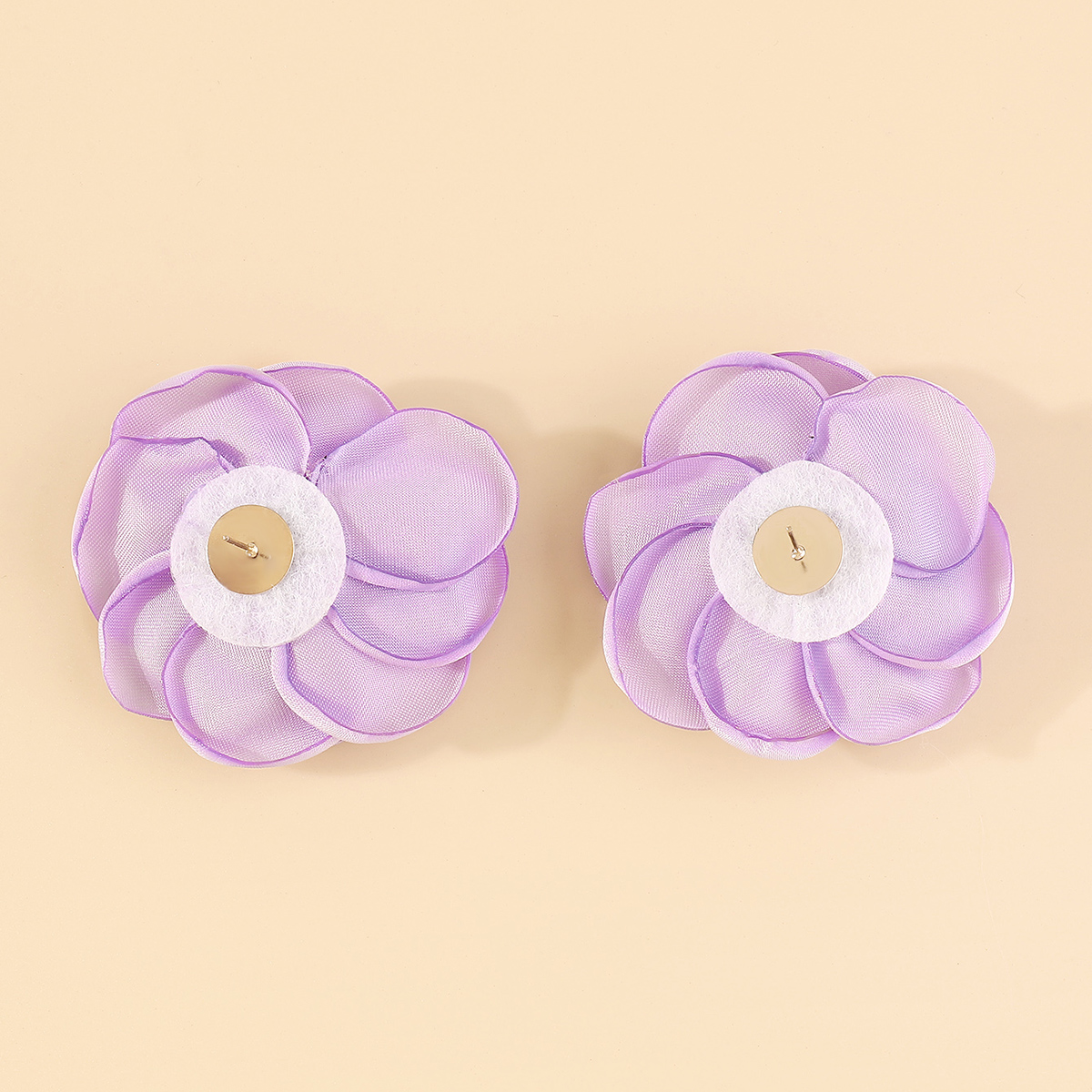 1 Pair Elegant Cute Vintage Style Flower Handmade Cloth Iron Fabric Ear Studs display picture 25
