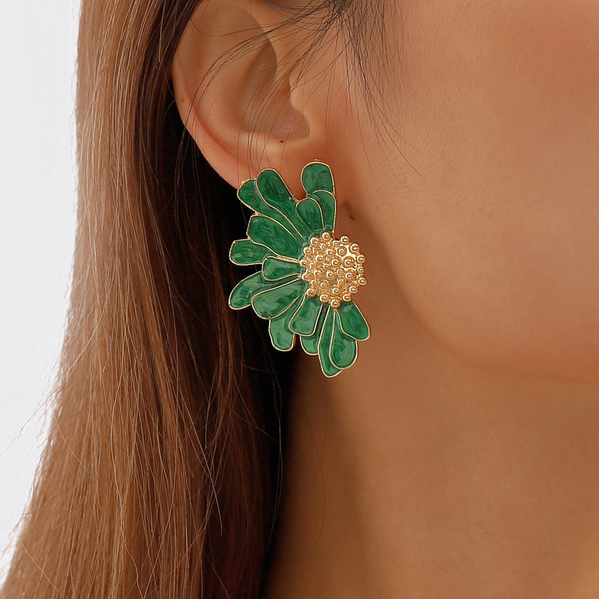 Elegant Vintage Style Sweet Flower Alloy Enamel Women's Ear Studs display picture 42