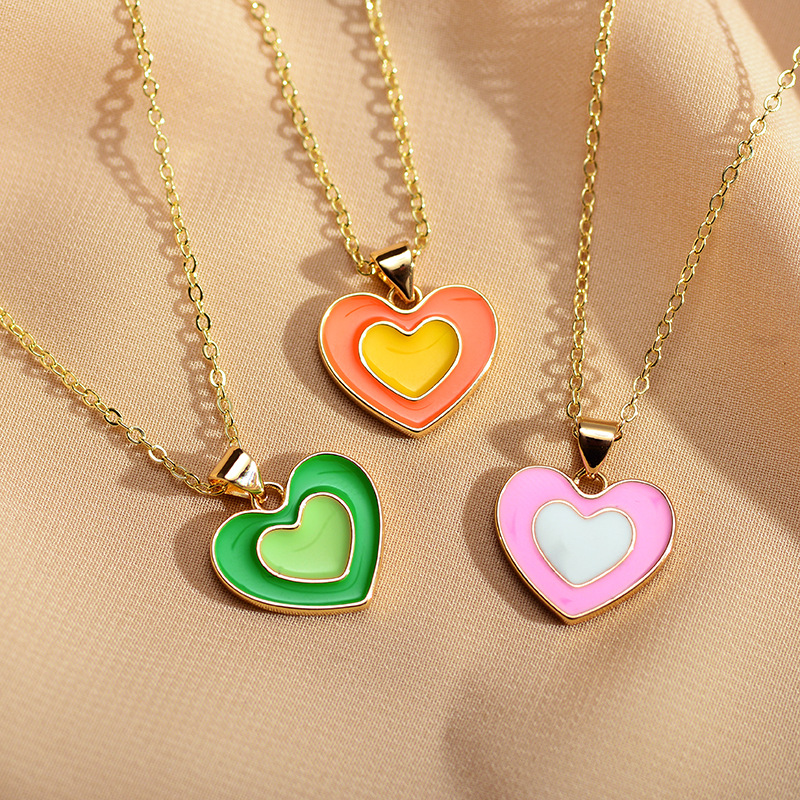 Cute Simple Style Heart Shape Copper Enamel Plating Pendant Necklace display picture 6
