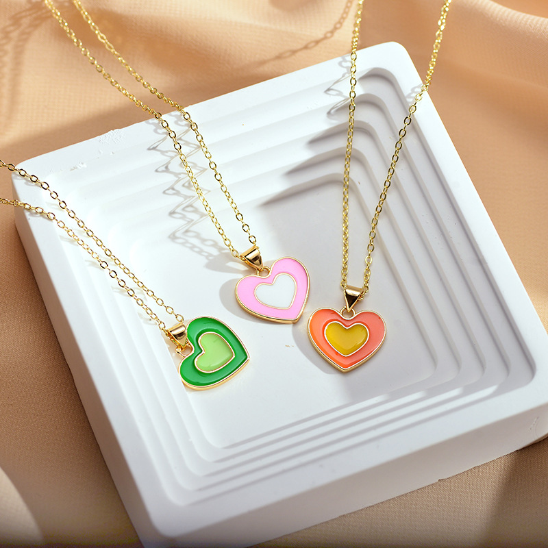Cute Simple Style Heart Shape Copper Enamel Plating Pendant Necklace display picture 1