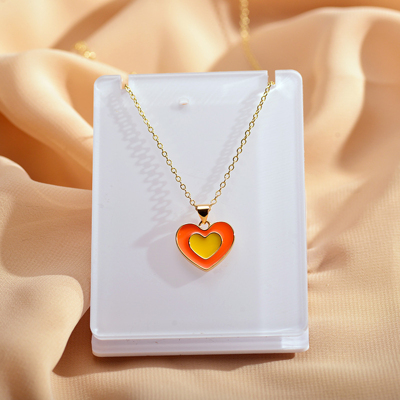 Cute Simple Style Heart Shape Copper Enamel Plating Pendant Necklace display picture 2