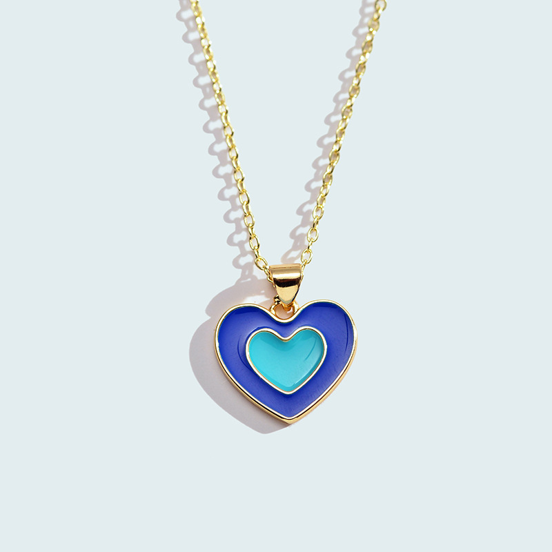 Cute Simple Style Heart Shape Copper Enamel Plating Pendant Necklace display picture 3
