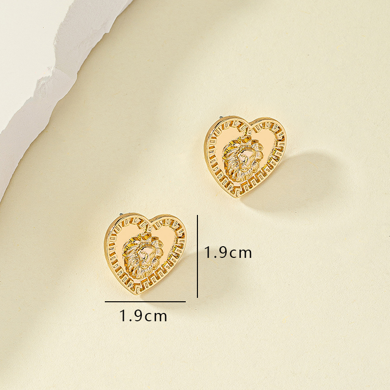 Cool Style Heart Shape Lion Alloy Plating Women's Ear Studs display picture 6