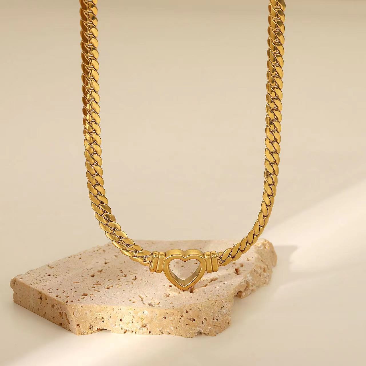 Ig Style Heart Shape Titanium Steel Plating Necklace display picture 3