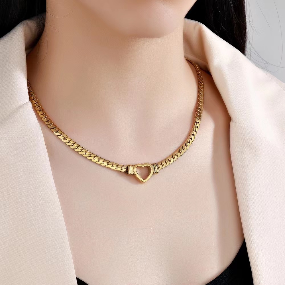 Ig Style Heart Shape Titanium Steel Plating Necklace display picture 8