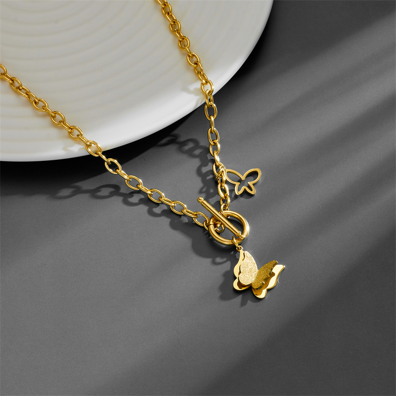 Titanium Steel 18K Gold Plated IG Style Simple Style Toggle Plating Butterfly Pendant Necklace display picture 2
