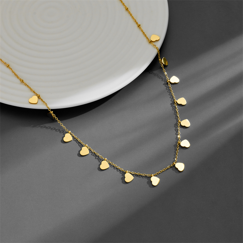 Acero Titanio Chapados en oro de 18k Estilo Simple Enchapado Pentagrama Forma De Corazón Collar display picture 2