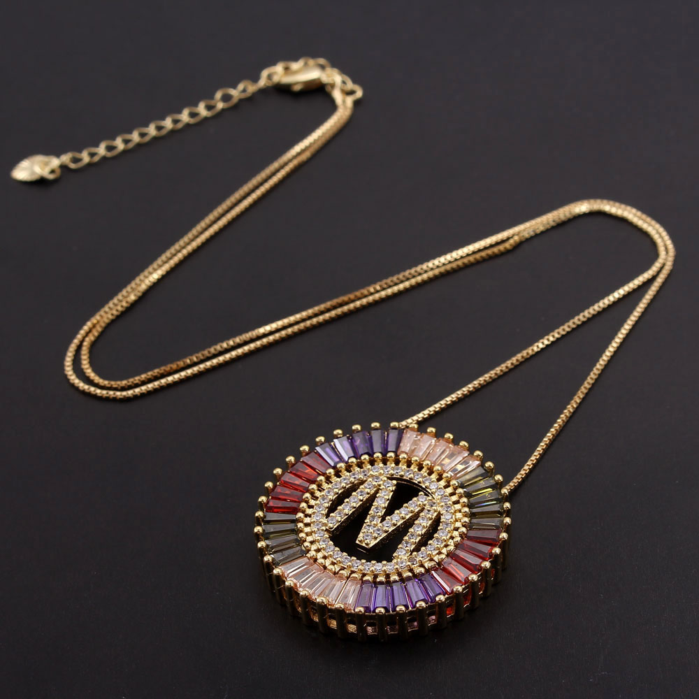 Commute Letter Copper Plating Inlay Zircon Gold Plated Pendant Necklace display picture 1