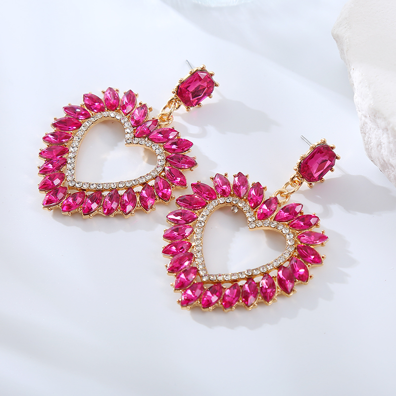 Elegant Luxurious Heart Shape Alloy Plating Inlay Rhinestones Gold Plated Women's Drop Earrings display picture 6