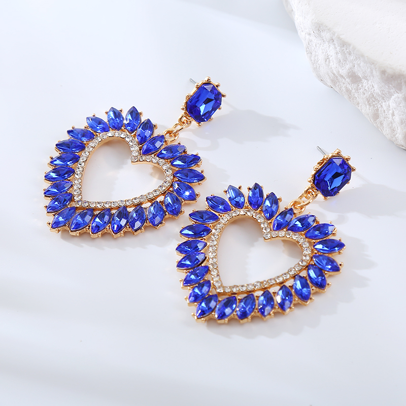 Elegant Luxurious Heart Shape Alloy Plating Inlay Rhinestones Gold Plated Women's Drop Earrings display picture 7
