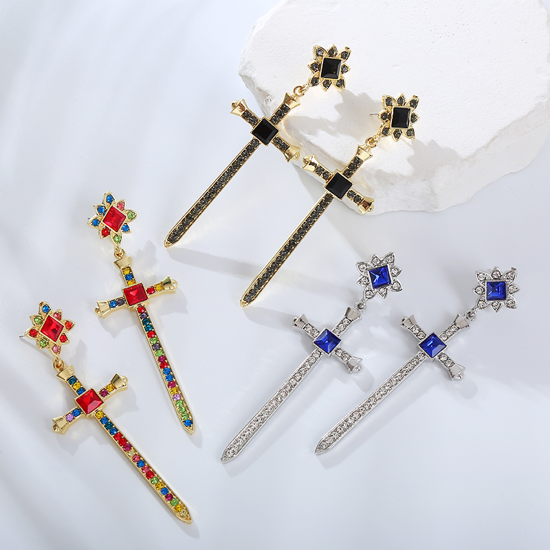 Vintage Style Artistic Cross Alloy Plating Inlay Rhinestones Gold Plated Women's Drop Earrings display picture 2