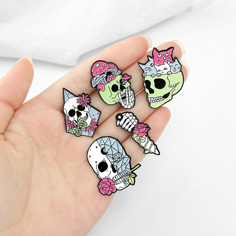 Punk Heart Skeleton Skull Alloy Stamping Stoving Varnish Plating Unisex Brooches display picture 6
