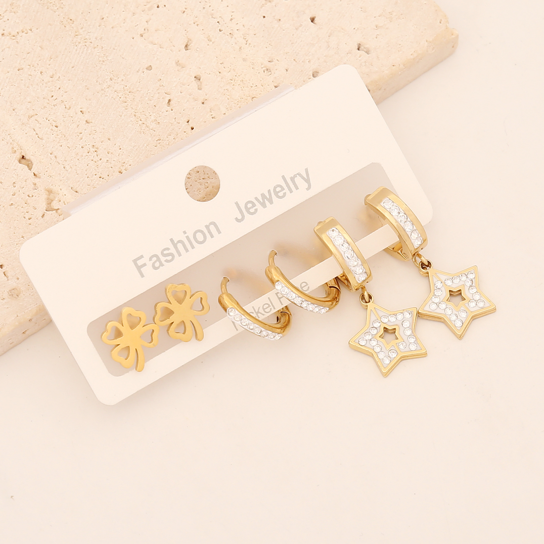 1 Set Lady Commute Letter Star Heart Shape Inlay Stainless Steel Zircon 18K Gold Plated Earrings display picture 4