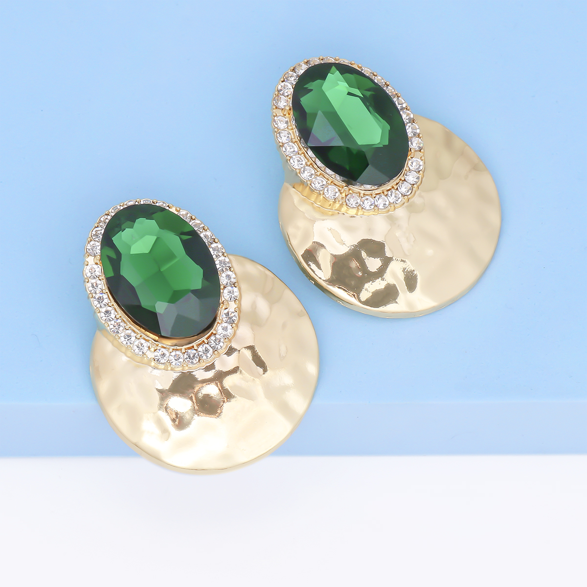 Elegant Retro Oval Alloy Plating Inlay Artificial Diamond Women's Ear Studs display picture 10