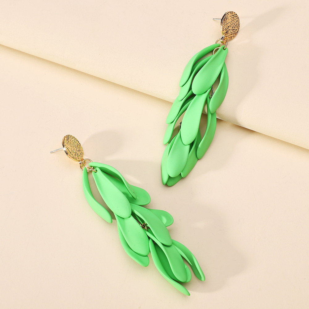 Elegant Sweet Petal Arylic Zinc Alloy Women's Dangling Earrings display picture 6