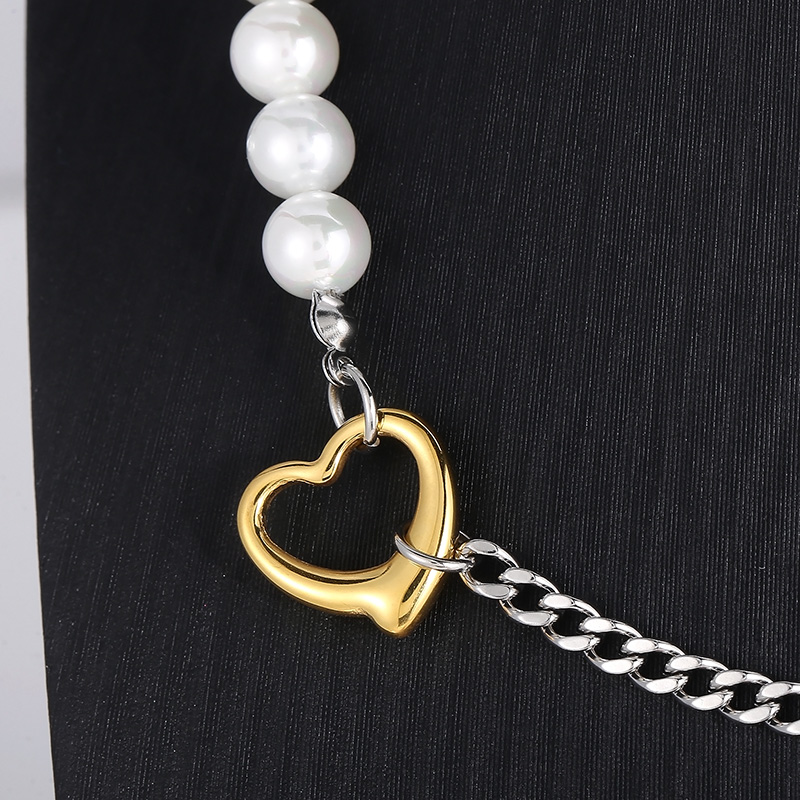 Artistic Heart Shape Stainless Steel Shell Titanium Steel Beaded Plating 18K Gold Plated Women'S Necklace display picture 5