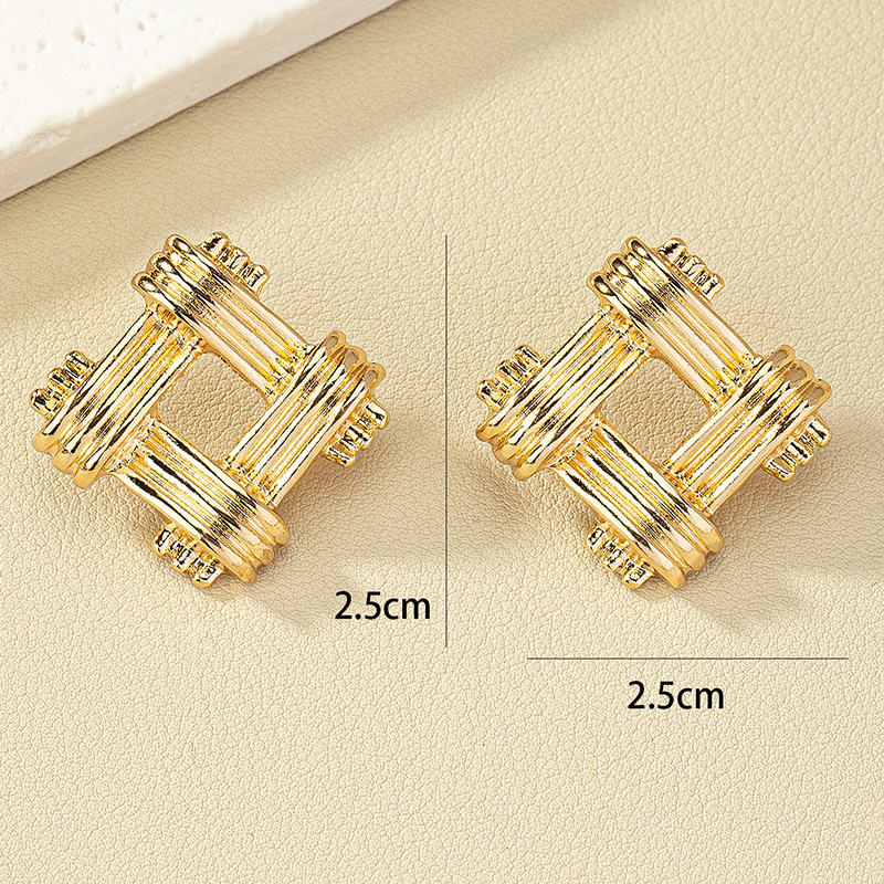 Streetwear Quadrilateral Alloy Women's Ear Studs display picture 2
