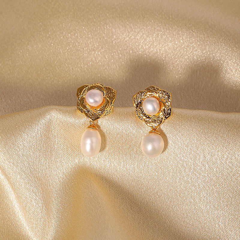 1 Paar Retro Geometrisch Überzug Inlay Kupfer Künstliche Perlen 18 Karat Vergoldet Tropfenohrringe display picture 4