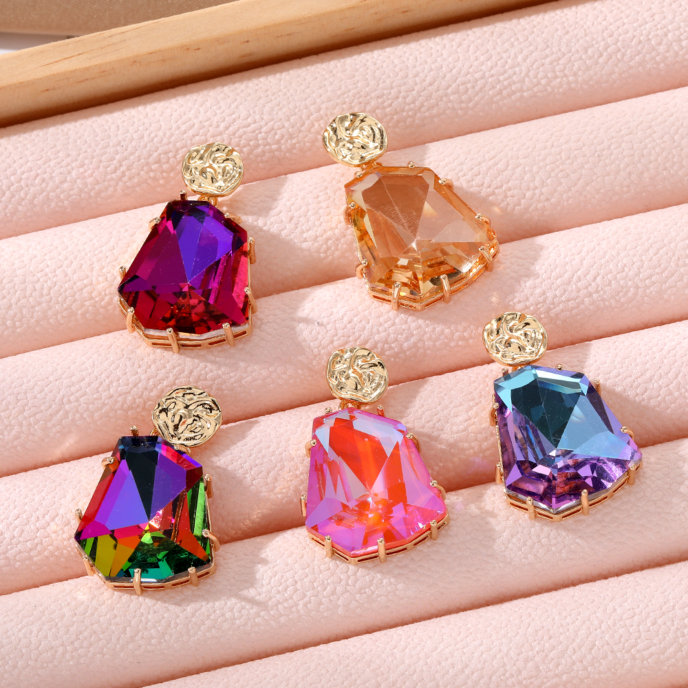 1 Pair Casual Simple Style Irregular Plating Inlay Crystal Glass Crystal Glass Drop Earrings display picture 4