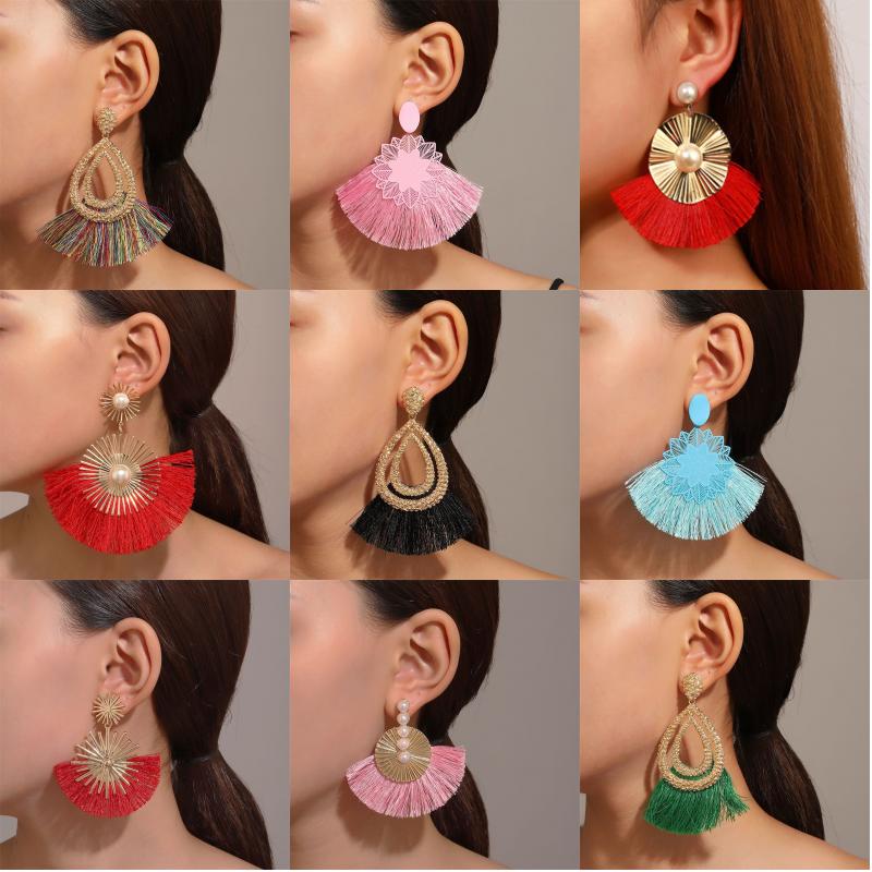 1 Pair Vintage Style Streetwear Sector Water Droplets Flower Tassel Inlay Metal Copper Pearl 18k Gold Plated Gold Plated Drop Earrings display picture 1