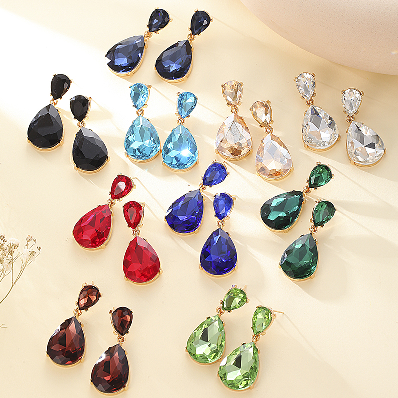 1 Pair Glam Luxurious Water Droplets Three-dimensional Glass Drop Earrings display picture 4