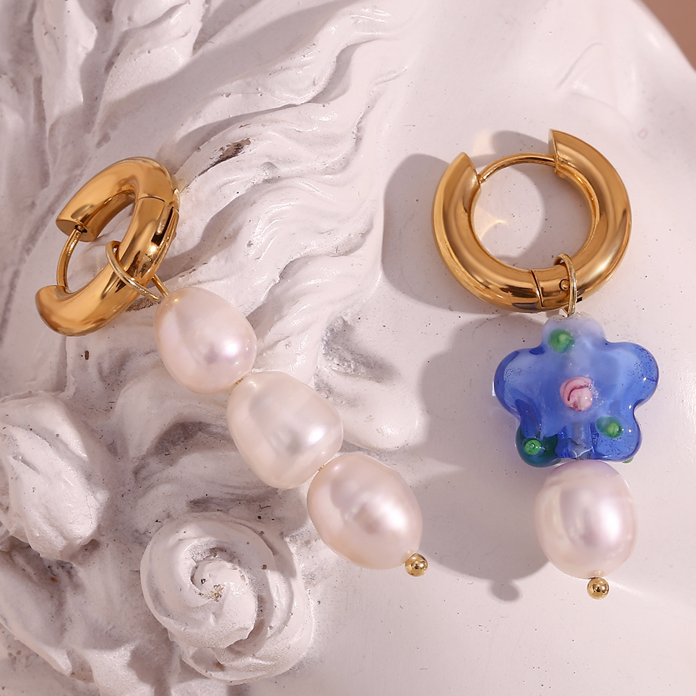 1 Pair Elegant Flower Plating Stainless Steel Freshwater Pearl 18k Gold Plated Drop Earrings display picture 10