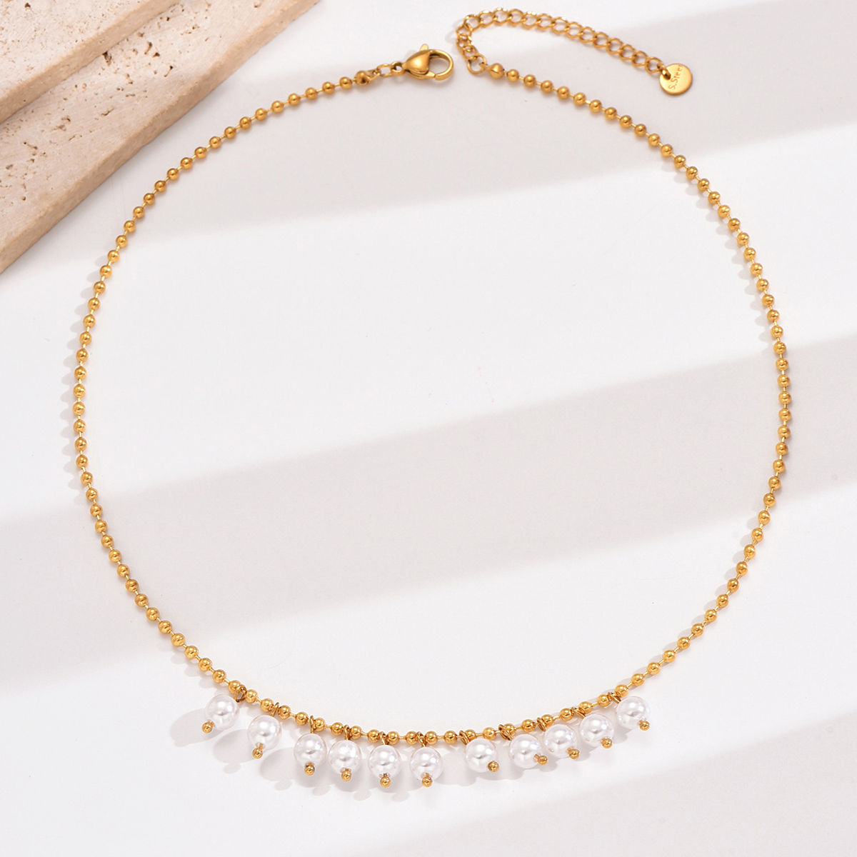 Edelstahl 304 Künstliche Perle 14 Karat Vergoldet Elegant Überzug Runden Halskette Mit Anhänger display picture 1
