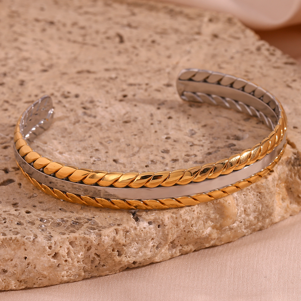 Simple Style Classic Style Grain Stainless Steel Plating 18k Gold Plated Bangle display picture 13