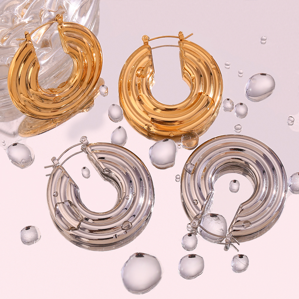 1 Pair Basic Simple Style Classic Style Solid Color Plating Stainless Steel 18k Gold Plated Earrings display picture 6
