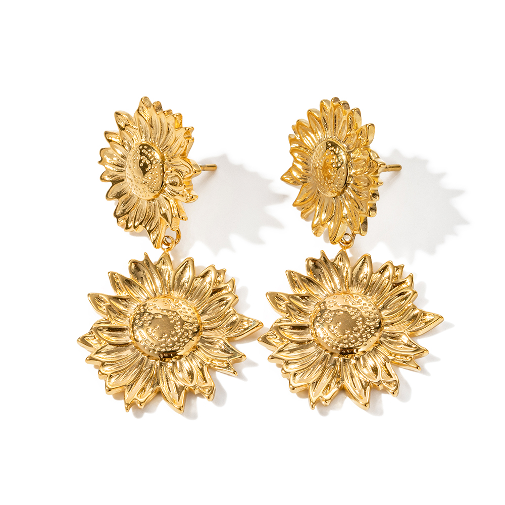 1 Pair Ig Style Casual Sunflower Plating Stainless Steel 18k Gold Plated Drop Earrings display picture 1