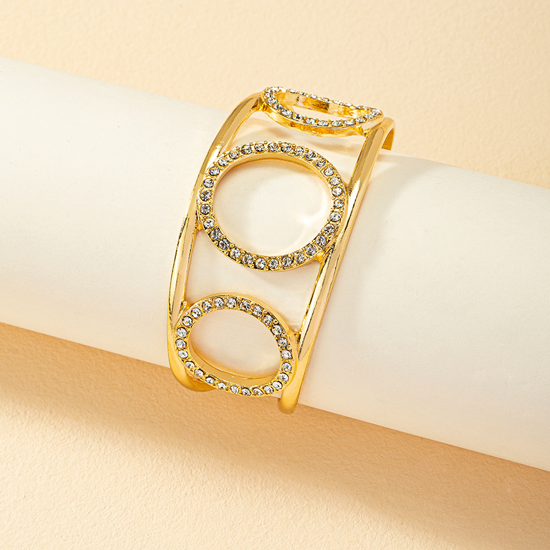 Glamour Rond Alliage Incruster Diamant Artificiel Femmes Bracelet display picture 2