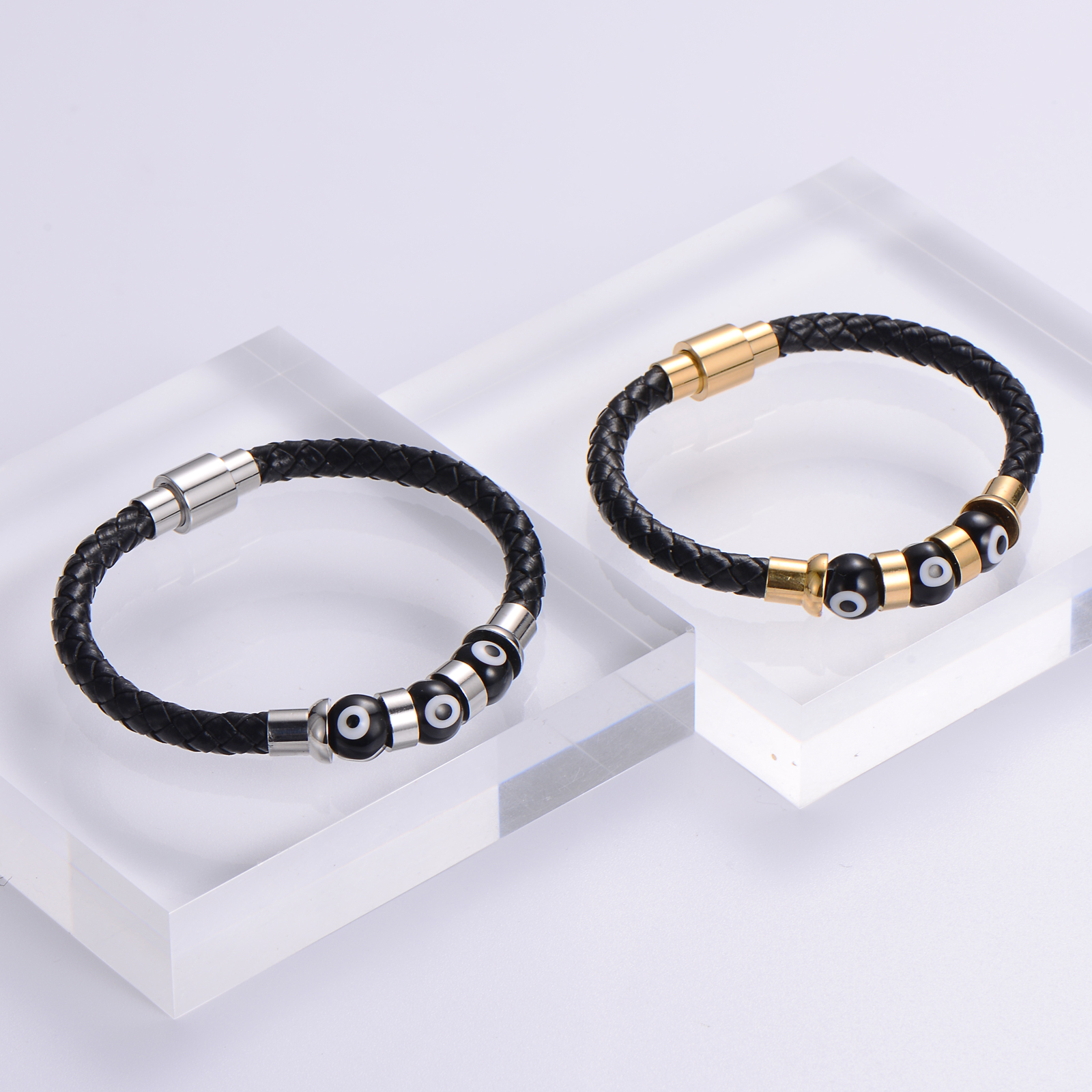 Streetwear Eye 304 Stainless Steel 18K Gold Plated No Inlaid Bracelets In Bulk display picture 1