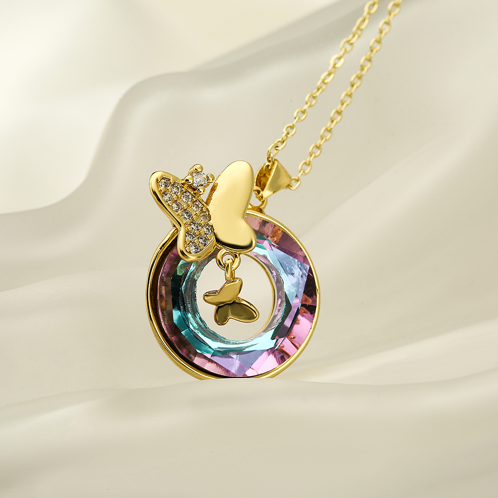 Elegant Butterfly Copper Plating Inlay Zircon 18k Gold Plated Pendant Necklace display picture 3