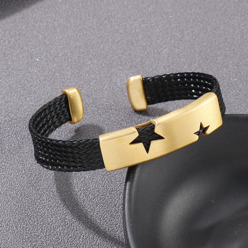 Punk Cool Style Pentagram Stainless Steel 18K Gold Plated Men'S Cuff Bracelets display picture 5