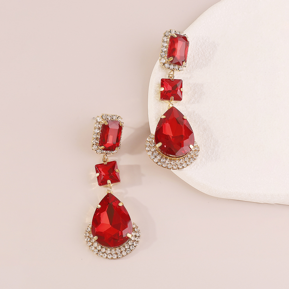 1 Pair Elegant Luxurious Square Water Droplets Inlay Alloy Rhinestones Drop Earrings display picture 16