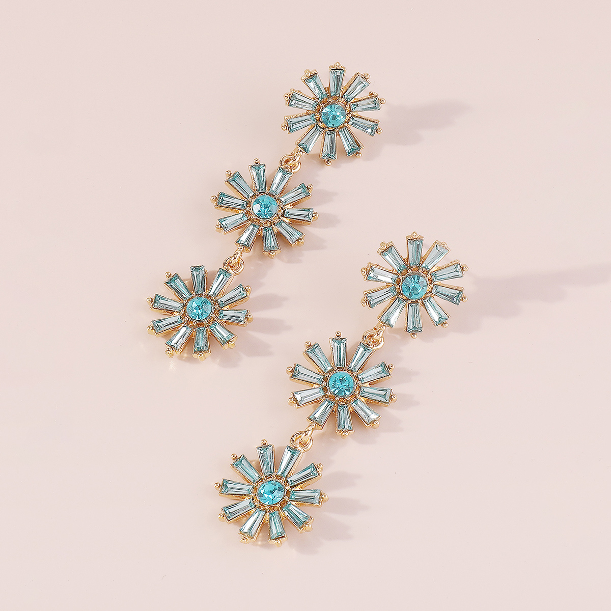 1 Paar Elegant Vintage-stil Süss Blume Inlay Legierung Künstlicher Diamant Tropfenohrringe display picture 8