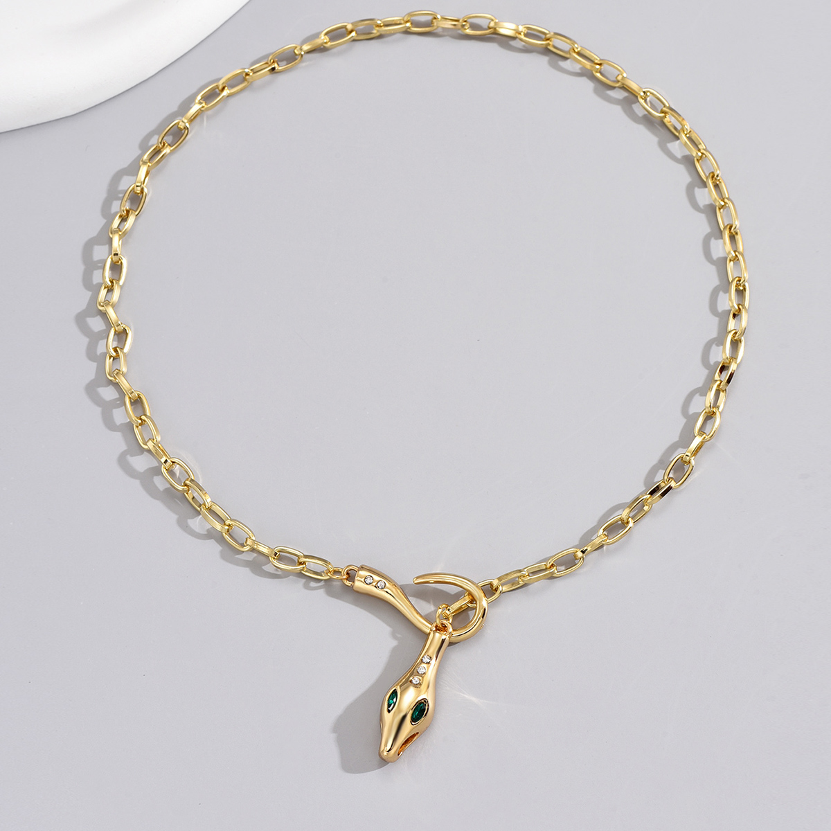 Elegant Retro Snake Alloy Inlay Rhinestones Women's Pendant Necklace display picture 4