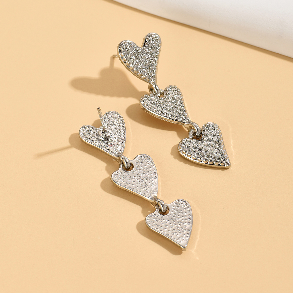 1 Pair Romantic Sweet Shiny Heart Shape Inlay Alloy Rhinestones Drop Earrings display picture 1