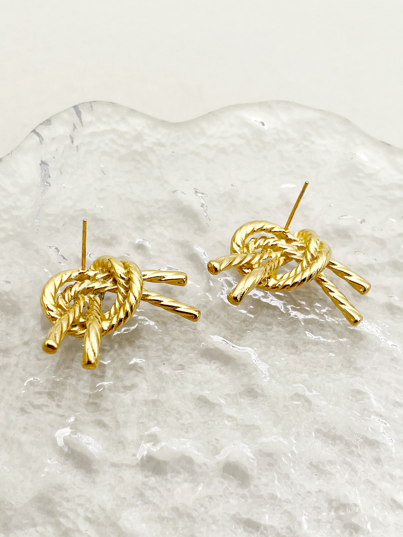 1 Pair Casual Simple Style Knot Polishing Plating 304 Stainless Steel 14K Gold Plated Ear Studs display picture 2